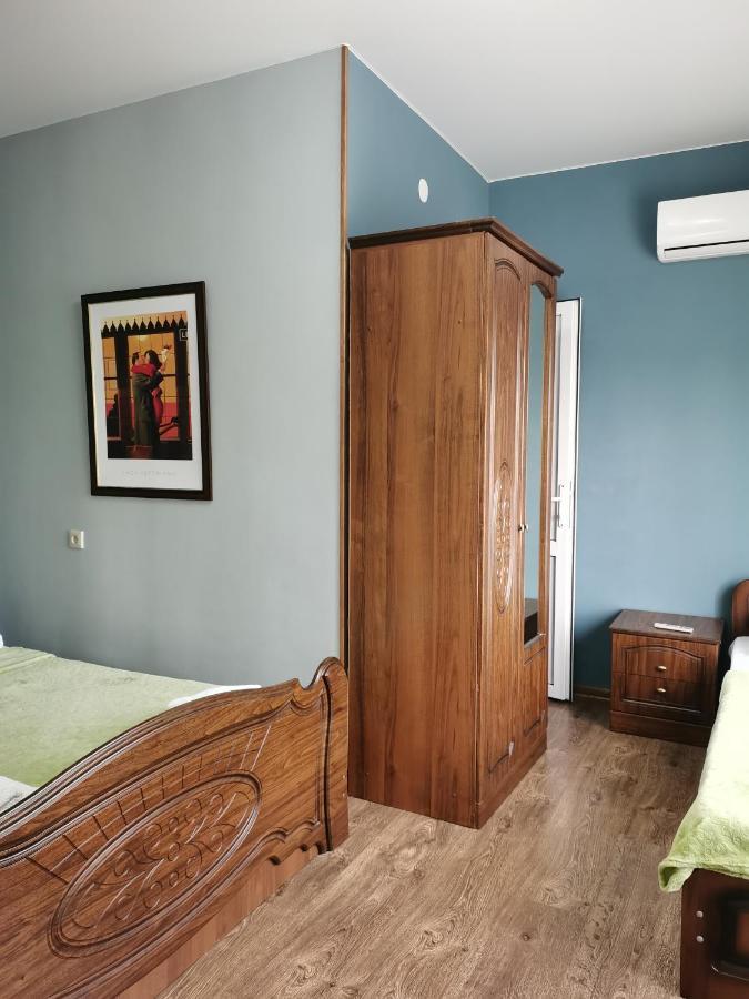 Guest House Санэль Tsandrypsj Exteriör bild