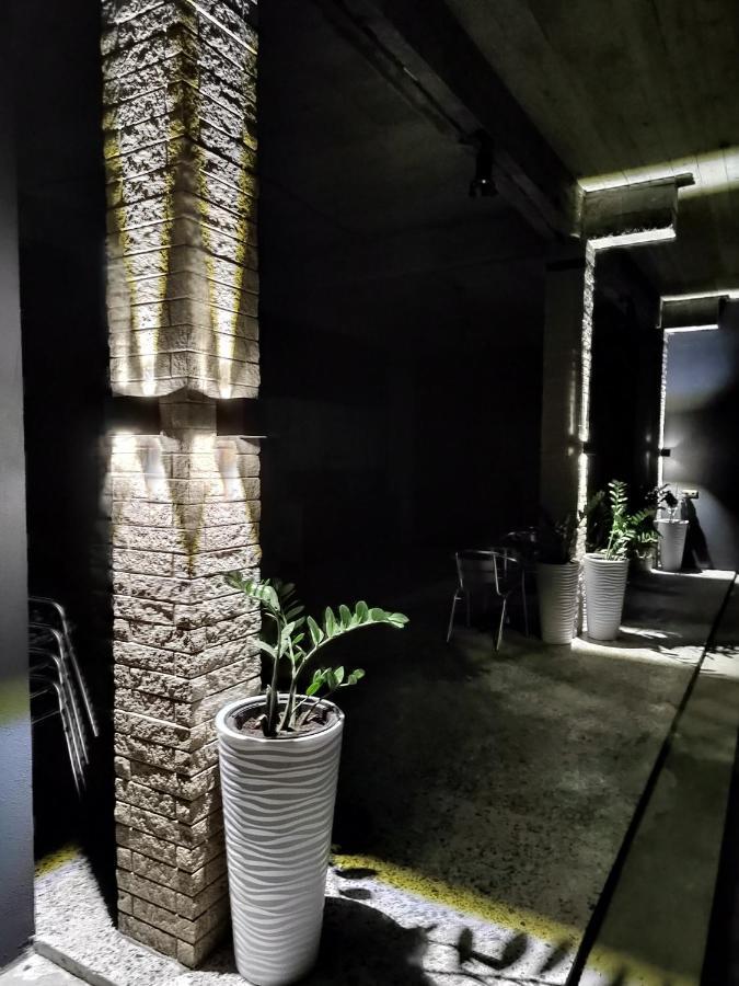 Guest House Санэль Tsandrypsj Exteriör bild