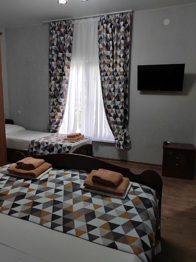 Guest House Санэль Tsandrypsj Exteriör bild